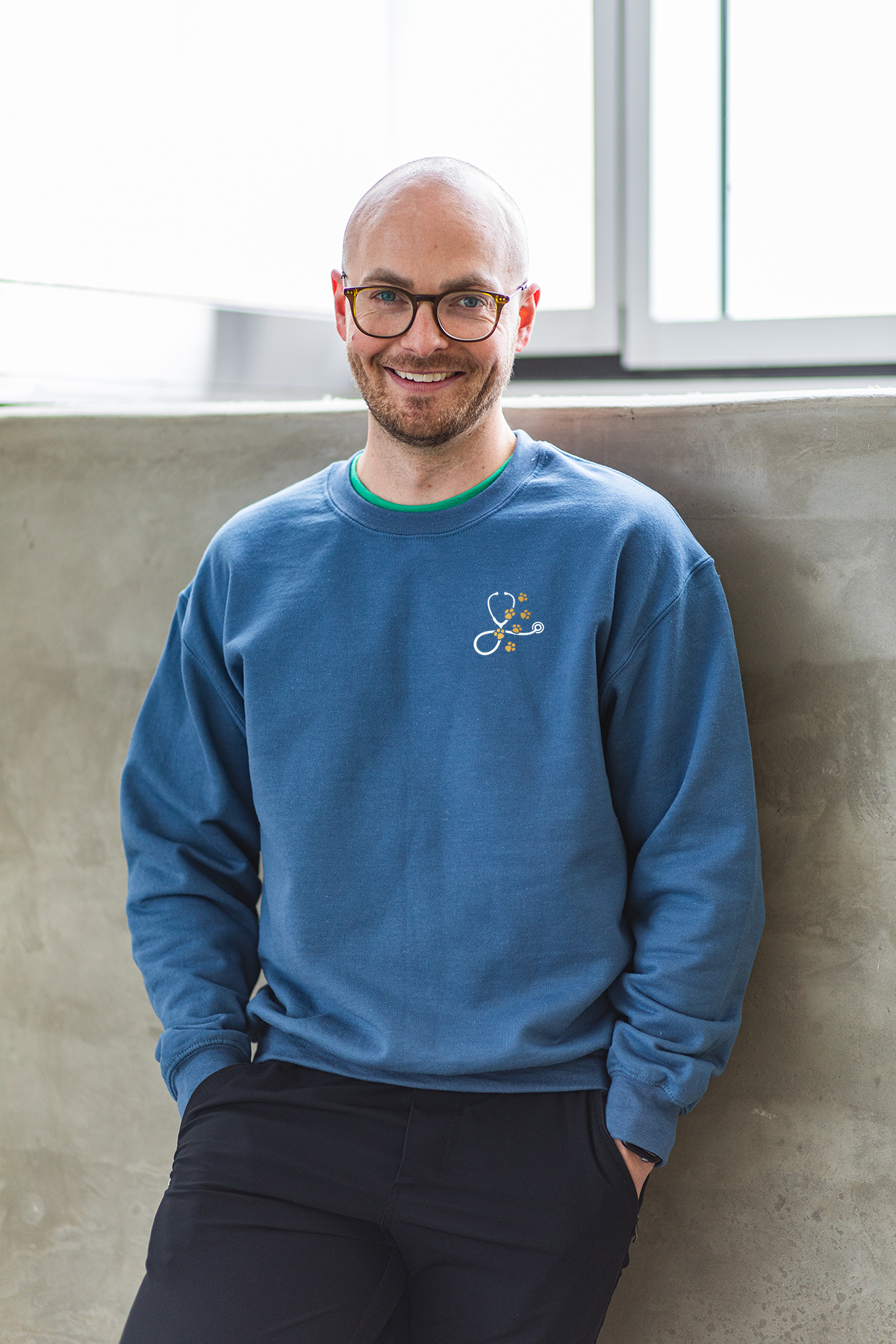 Paws Icon - Non-Pocketed Crew Sweatshirt